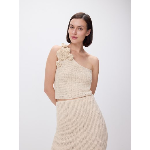 Reserved - Crochetowy top z kwiatową aplikacją - beżowy Reserved L Reserved