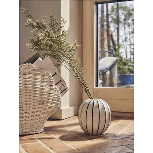 Sinsay - Ceramiczny wazon w pionowe paski - biały ze sklepu Sinsay w kategorii Wazony - zdjęcie 183606076