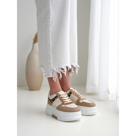 Royalfashion Sneakersy damskie z brokatem Qisofi ze sklepu royalfashion.pl w kategorii Buty sportowe damskie - zdjęcie 183608096