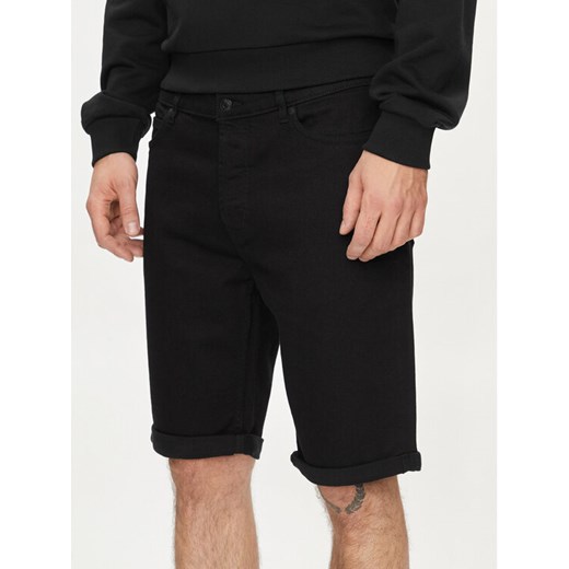 Hugo Szorty jeansowe 634/S 50511279 Czarny Tapered Fit ze sklepu MODIVO w kategorii Spodenki męskie - zdjęcie 183620446