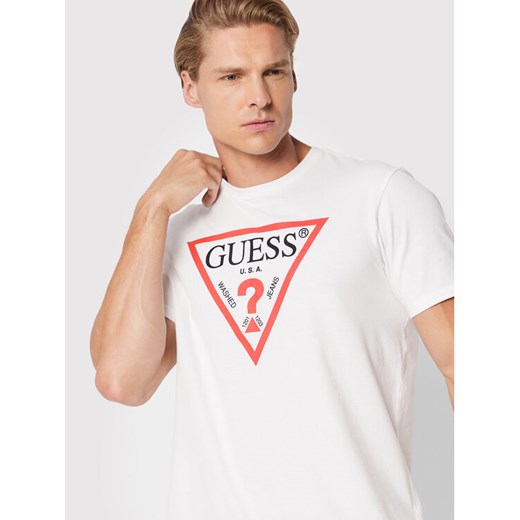 Guess T-Shirt M2GI68 KBA60 Biały Regular Fit ze sklepu MODIVO w kategorii T-shirty męskie - zdjęcie 183639477
