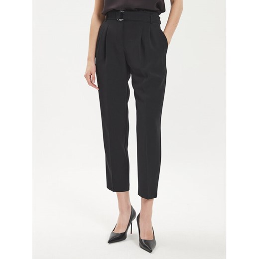 Boss Spodnie materiałowe Tapiah 50490037 Czarny Regular Fit ze sklepu MODIVO w kategorii Spodnie damskie - zdjęcie 183639565