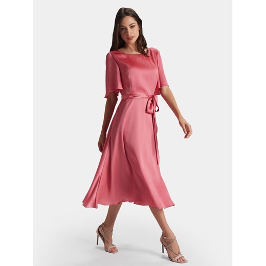 Swing Sukienka koktajlowa 5AG14500 Różowy Regular Fit ze sklepu MODIVO w kategorii Sukienki - zdjęcie 183652468