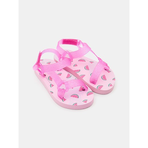 Sandały dziecięce Sinsay różowe na rzepy na lato 