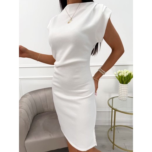 Modnakiecka.pl sukienka mini z dekoltem w łódkę 