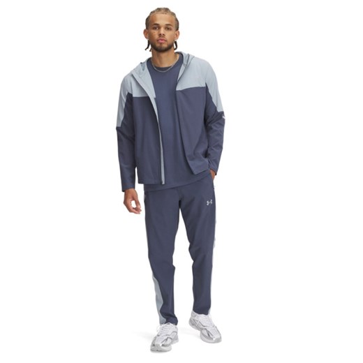 Męskie spodnie treningowe Under Armour UA Woven Utility Pants - szare ze sklepu Sportstylestory.com w kategorii Spodnie męskie - zdjęcie 183666197