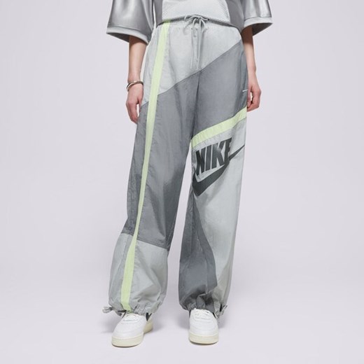 NIKE SPODNIE W NSW STREET WVN OH PANT ze sklepu Sizeer w kategorii Spodnie damskie - zdjęcie 183675798