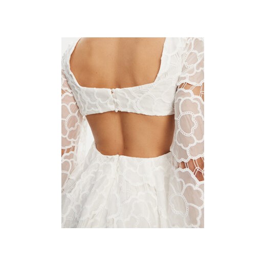 Sukienka BARDOT na sylwestra w serek mini 