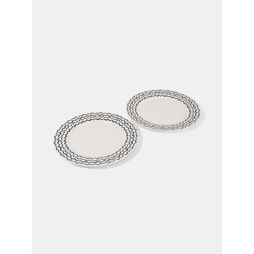 Sinsay - Talerz z dekoracyjnym wzorem 2 pack - biały Sinsay One Size Sinsay