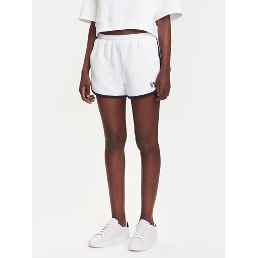 Gap Szorty sportowe 778453-02 Biały Regular Fit ze sklepu MODIVO w kategorii Szorty - zdjęcie 183701068