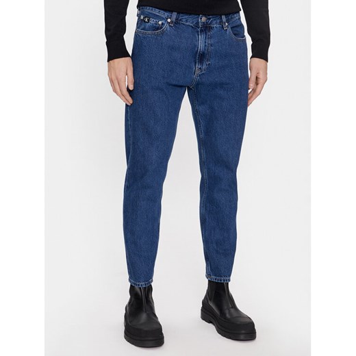 Calvin Klein Jeans Jeansy J30J323692 Niebieski Relaxed Fit ze sklepu MODIVO w kategorii Jeansy męskie - zdjęcie 183701167