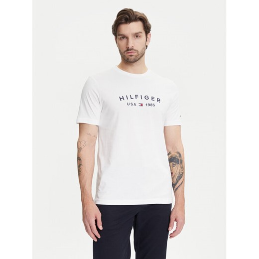 Tommy Hilfiger T-Shirt Fathers Day MW0MW39356 Biały Regular Fit ze sklepu MODIVO w kategorii T-shirty męskie - zdjęcie 183706356