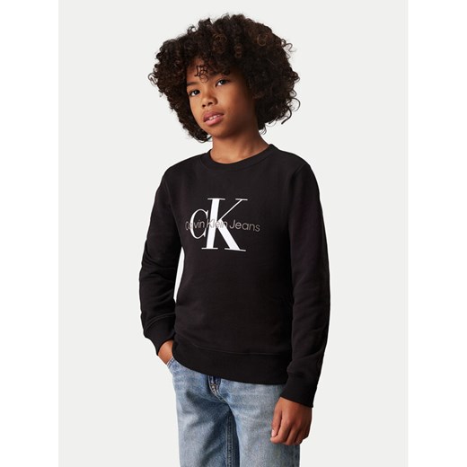 Calvin Klein Jeans Bluza Monogram IU0IU00675 M Czarny Regular Fit ze sklepu MODIVO w kategorii Bluzy chłopięce - zdjęcie 183706458