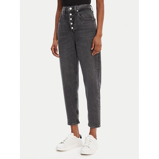 Tommy Jeans Jeansy DW0DW21373 Szary Mom Fit ze sklepu MODIVO w kategorii Jeansy damskie - zdjęcie 183706658