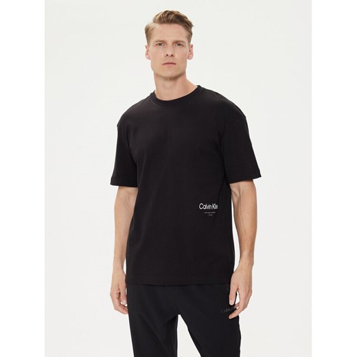 Calvin Klein T-Shirt Off Placement K10K113102 Czarny Regular Fit ze sklepu MODIVO w kategorii T-shirty męskie - zdjęcie 183725349