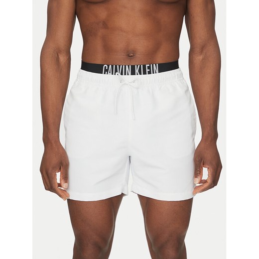 Calvin Klein Swimwear Szorty kąpielowe KM0KM01093 Biały Regular Fit ze sklepu MODIVO w kategorii Kąpielówki - zdjęcie 183737276
