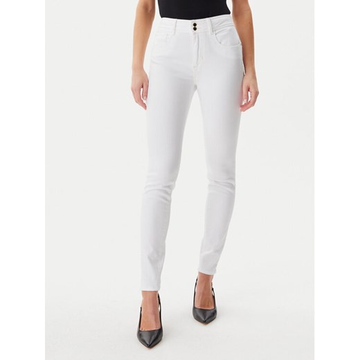 Guess Jeansy W5GA34D5N72 Beżowy Slim Fit ze sklepu MODIVO w kategorii Jeansy damskie - zdjęcie 183754185