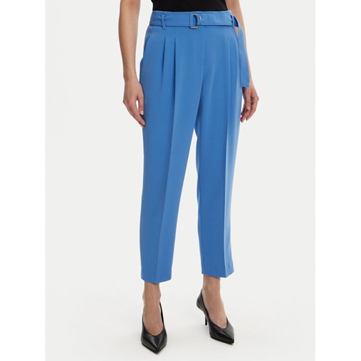 BOSS Spodnie materiałowe Tapiah 50490037 Niebieski Regular Fit ze sklepu MODIVO w kategorii Spodnie damskie - zdjęcie 183788188