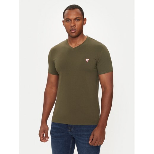 Guess T-Shirt M2YI32 J1314 Zielony Slim Fit ze sklepu MODIVO w kategorii T-shirty męskie - zdjęcie 183788267