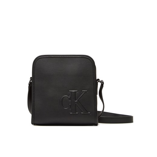 Saszetka Calvin Klein Sculpted Impression Reporter 18 LV04G3157G Czarny ze sklepu eobuwie.pl w kategorii Saszetki - zdjęcie 183807489