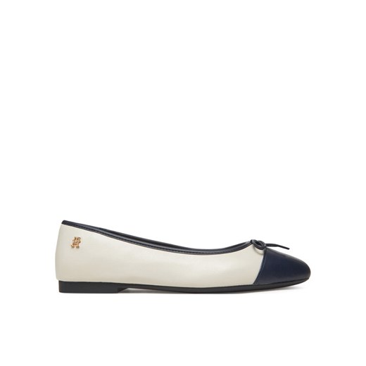 Baleriny Tommy Hilfiger Toe Cap Leather Ballerina FW0FW08759 Beżowy ze sklepu eobuwie.pl w kategorii Balerinki - zdjęcie 183808097