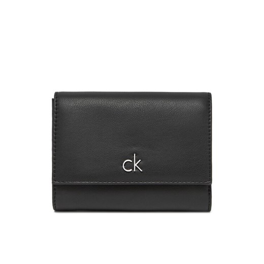Mały Portfel Damski Calvin Klein Ck Re-Lock Medium Trifold LV04F1035G Czarny ze sklepu eobuwie.pl w kategorii Portfele damskie - zdjęcie 183808238