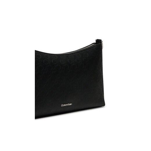 Czarna listonoszka Calvin Klein średniej wielkości 