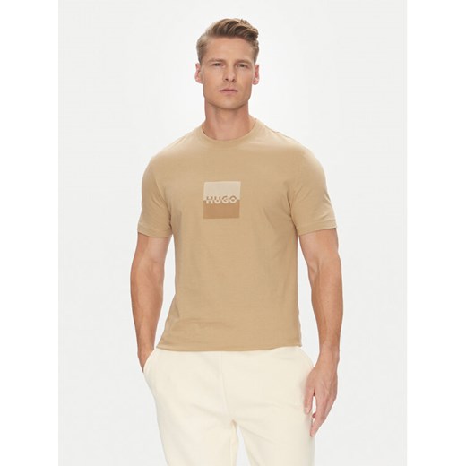 HUGO T-Shirt Dusplit 50542784 Beżowy Regular Fit ze sklepu MODIVO w kategorii T-shirty męskie - zdjęcie 183813876