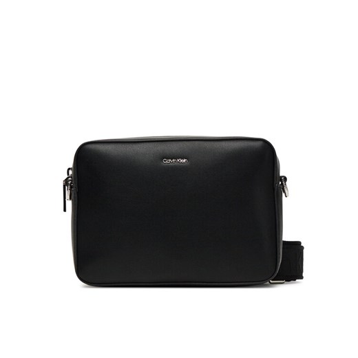 Calvin Klein Torebka Ck Must Small Camera Bag LV04F3097G Czarny ze sklepu MODIVO w kategorii Listonoszki - zdjęcie 183814087