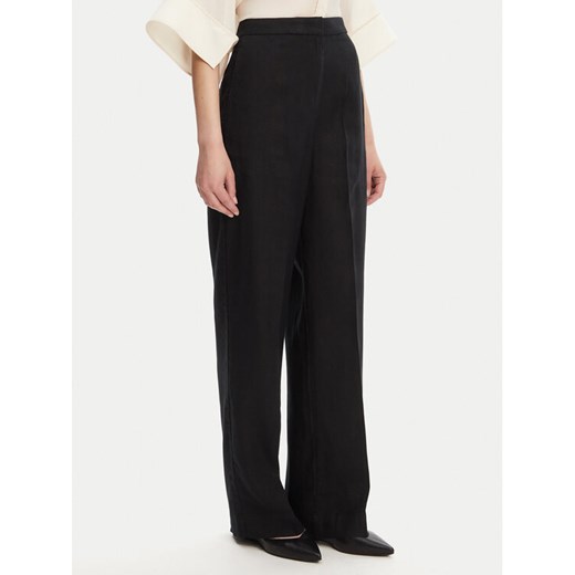Tommy Hilfiger Spodnie materiałowe WW0WW46823 Czarny Straight Fit ze sklepu MODIVO w kategorii Spodnie damskie - zdjęcie 183814445
