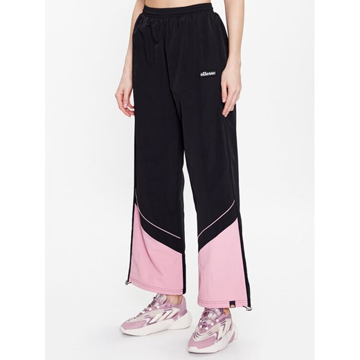 Ellesse Spodnie dresowe Talian SGR17957 Czarny Regular Fit ze sklepu MODIVO w kategorii Spodnie damskie - zdjęcie 183814705