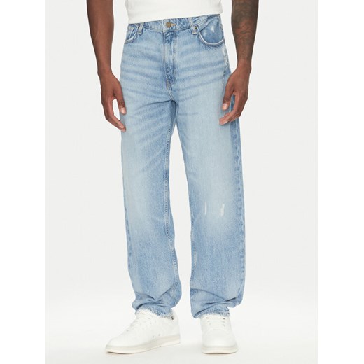 Guess Jeans Jeansy M5YA90 D5R2A Niebieski Relaxed Fit ze sklepu MODIVO w kategorii Jeansy męskie - zdjęcie 183815015