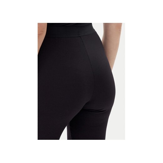 Spodnie damskie czarne Guess 