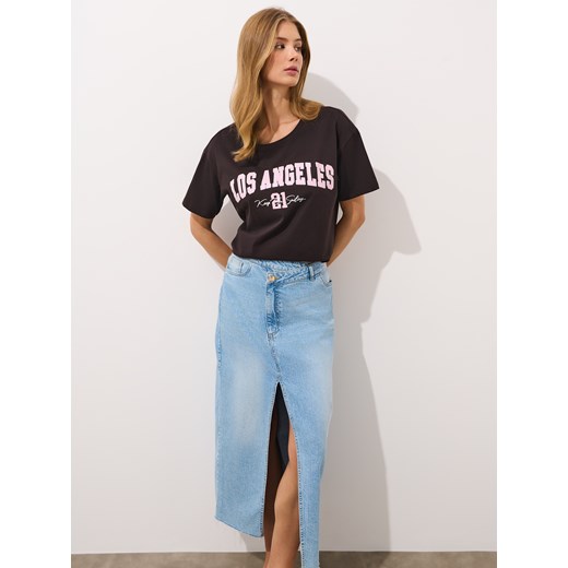 Mohito - T-shirt z nadrukiem - brązowy ze sklepu Mohito w kategorii Bluzki damskie - zdjęcie 183828698