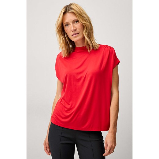 ellos Koszulka "Hildur" w kolorze czerwonym - id: 16595657 - marki Ellos - 183838365 ellos Koszulka "Hildur" w kolorze czerwonym ze sklepu Limango Polska w kategorii Bluzki damskie - zdjęcie 183838365