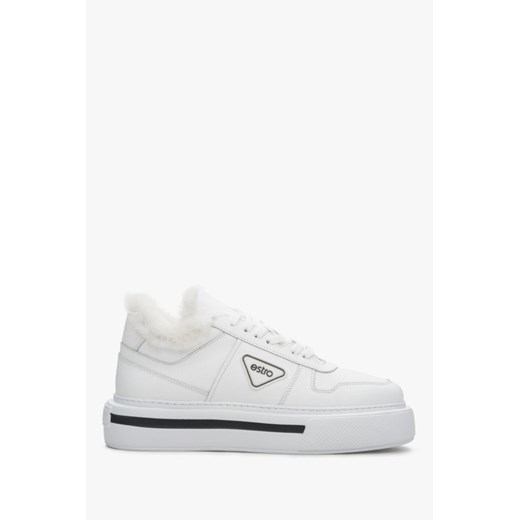 Estro: Białe ocieplane sneakersy damskie ze skóry naturalnej z futerkiem ze sklepu Estro w kategorii Trampki damskie - zdjęcie 183859255