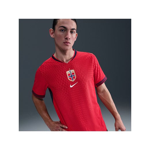 Męska autentyczna koszulka piłkarska Nike Dri-FIT ADV Norwegia Match 2025 (drużyna kobiet) (wersja domowa) - Czerwony ze sklepu Nike poland w kategorii T-shirty męskie - zdjęcie 183860379