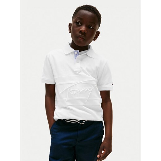 Tommy Hilfiger Polo Flag KB0KB09714 Biały Regular Fit ze sklepu MODIVO w kategorii T-shirty chłopięce - zdjęcie 183862786