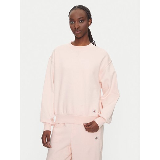 Calvin Klein Jeans Bluza LV047B238G Różowy Regular Fit ze sklepu MODIVO w kategorii Bluzy damskie - zdjęcie 183863026