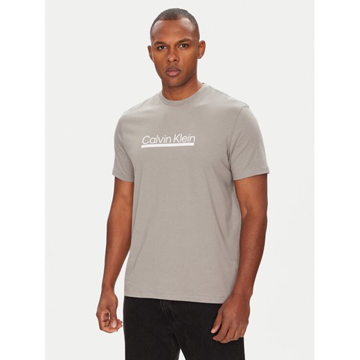 Calvin Klein T-Shirt Outline Tape Graphic LV04RC852G Szary Regular Fit ze sklepu MODIVO w kategorii T-shirty męskie - zdjęcie 183867265