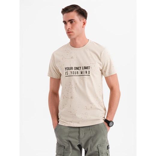 T-shirt męski z nadrukiem i okrągłym dekoltem – kremowy V2 OM-TSFP-0187 ze sklepu ombre w kategorii T-shirty męskie - zdjęcie 183876058