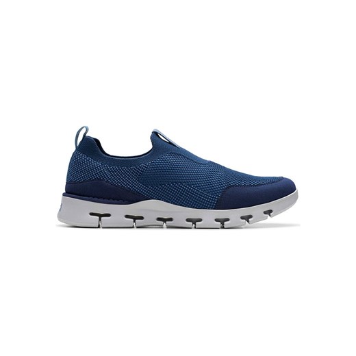 Clarks Slippersy &quot;Nature X&quot; w kolorze niebieskim ze sklepu Limango Polska w kategorii Buty sportowe męskie - zdjęcie 183878759