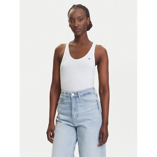 Tommy Jeans Top DW0DW20917 Biały Regular Fit ze sklepu MODIVO w kategorii Bluzki damskie - zdjęcie 183885655