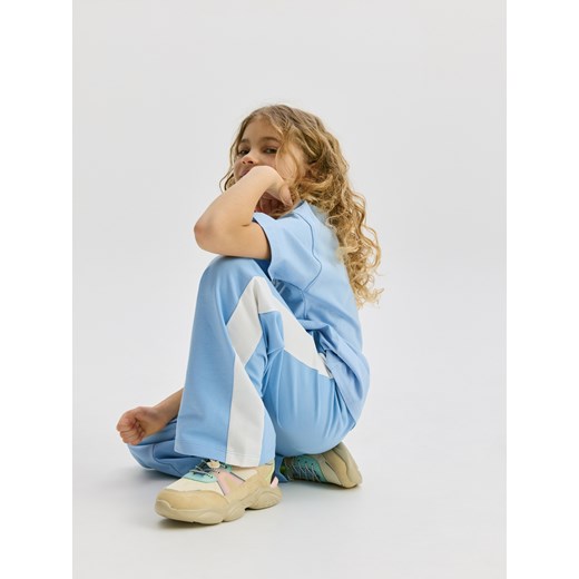 Reserved - Lekkie buty sportowe - beżowy ze sklepu Reserved w kategorii Buty sportowe dziecięce - zdjęcie 183891567