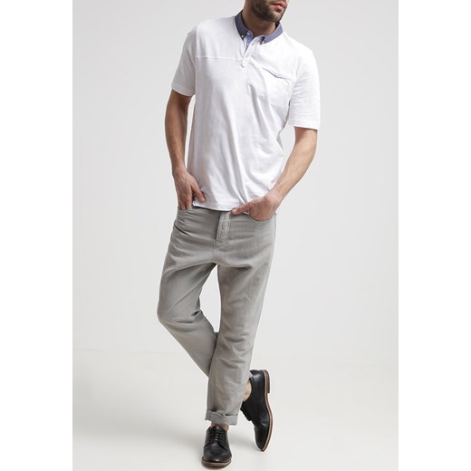 Esprit Spodnie materiałowe stonewall grey zalando  bez wzorów/nadruków