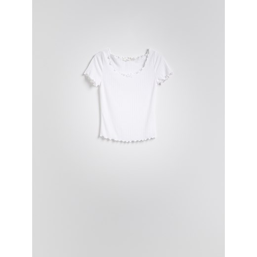 Reserved - Bluzka z ozdobnym wykończeniem - biały Reserved S Reserved