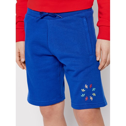 adidas Szorty sportowe adicolor HE6833 Niebieski Regular Fit 13_14Y MODIVO