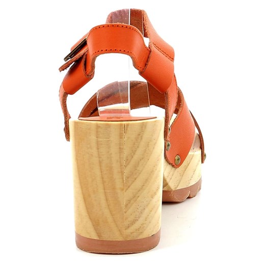 Sandały damskie z klamrą 