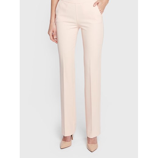 Marciano Guess Spodnie materiałowe 1BGB32 9653Z Różowy Regular Fit ze sklepu MODIVO w kategorii Spodnie damskie - zdjęcie 183944897