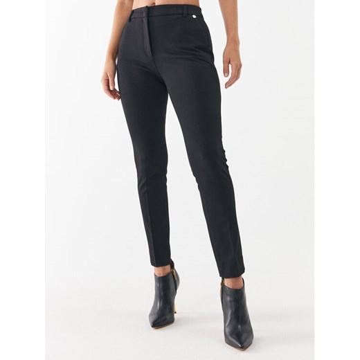 Liu Jo Spodnie materiałowe CF3054 J1857 Czarny Slim Fit Liu Jo 40 MODIVO